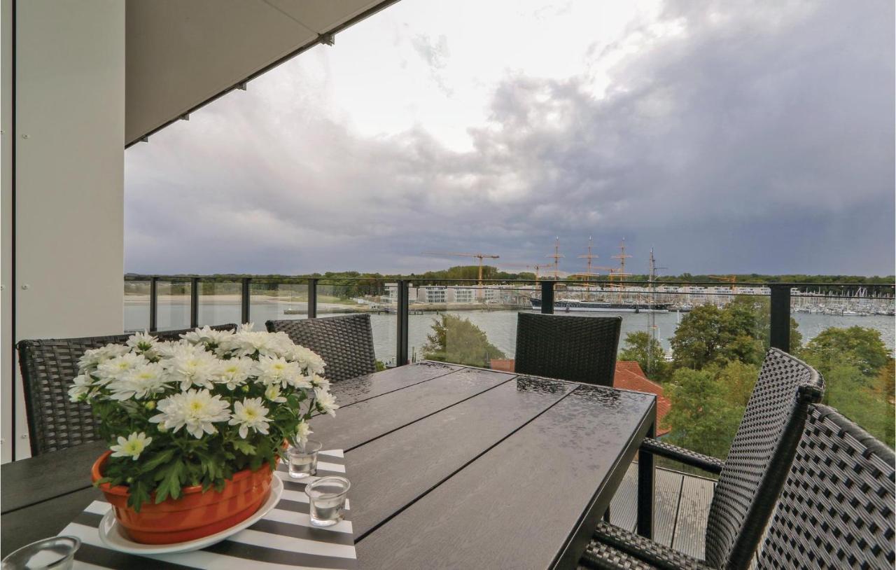 Stunning apartment in Lbeck Travemnde with 2 Bedrooms, Sauna&WiFi Lübeck Exteriör bild