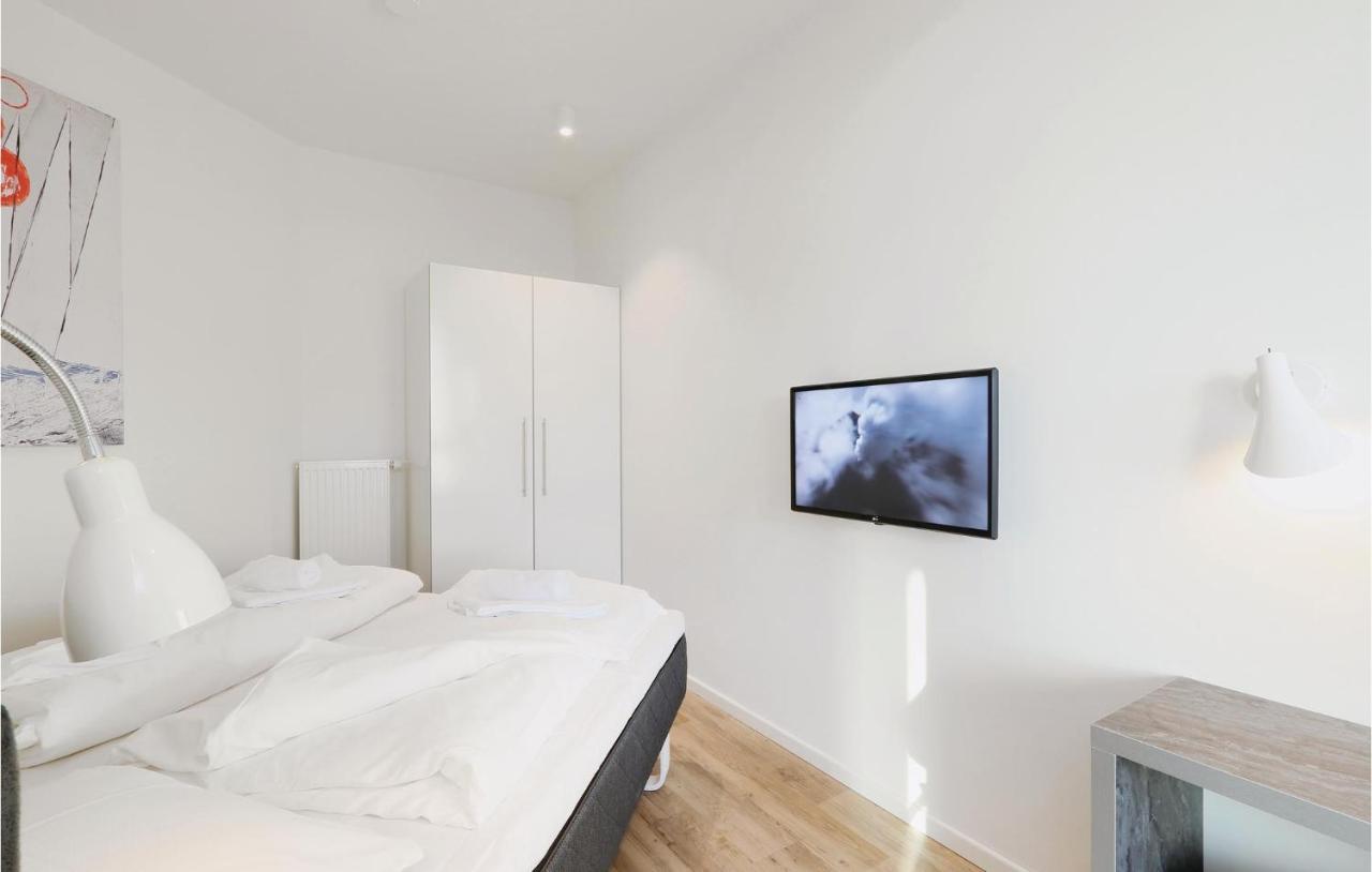 Stunning apartment in Lbeck Travemnde with 2 Bedrooms, Sauna&WiFi Lübeck Exteriör bild